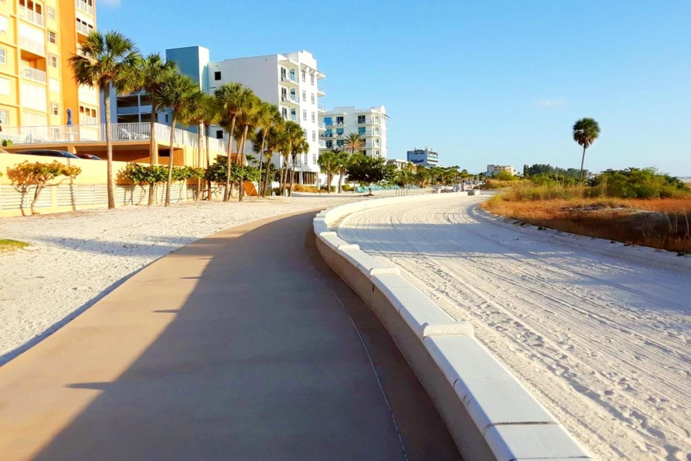 Boutique Beach Retreat St. Pete Beach Esterno foto