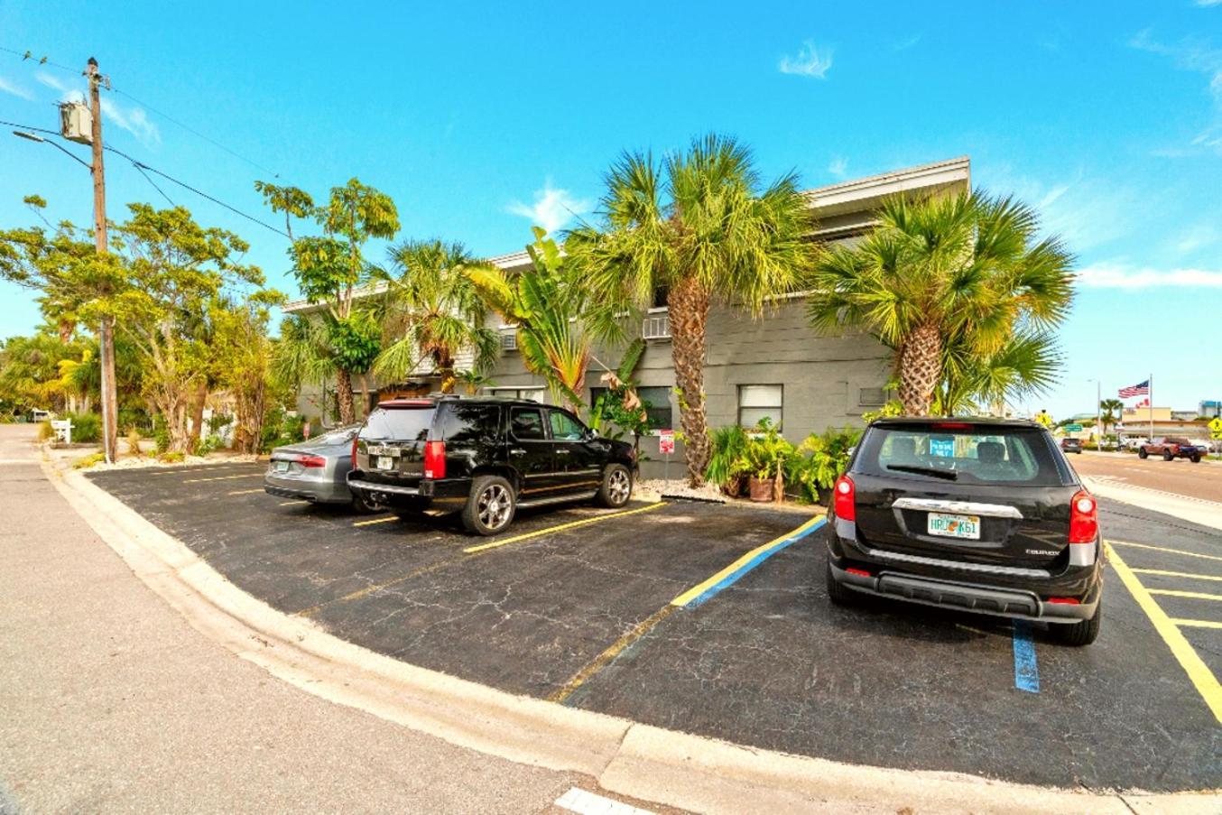 Boutique Beach Retreat St. Pete Beach Esterno foto