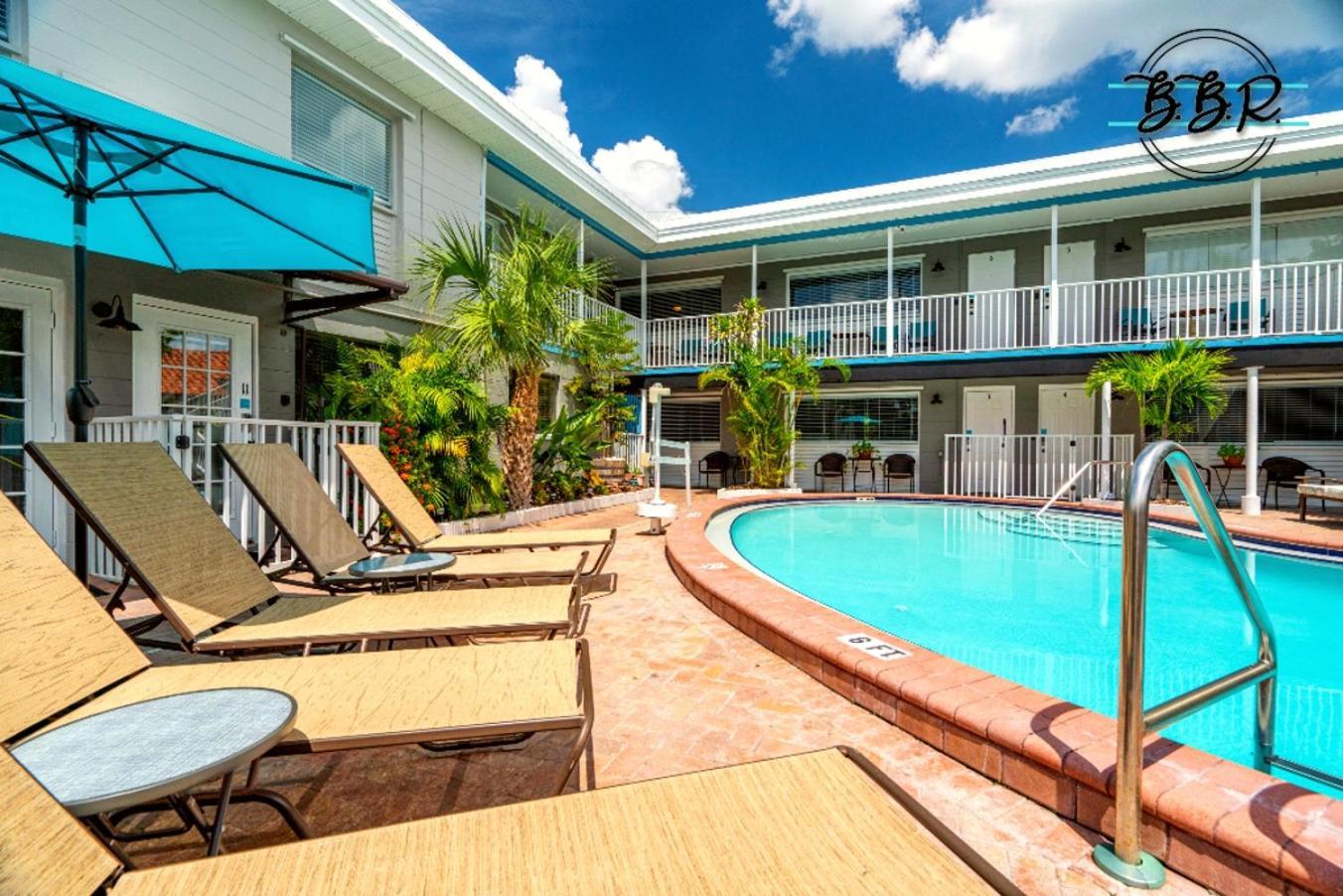 Boutique Beach Retreat St. Pete Beach Esterno foto