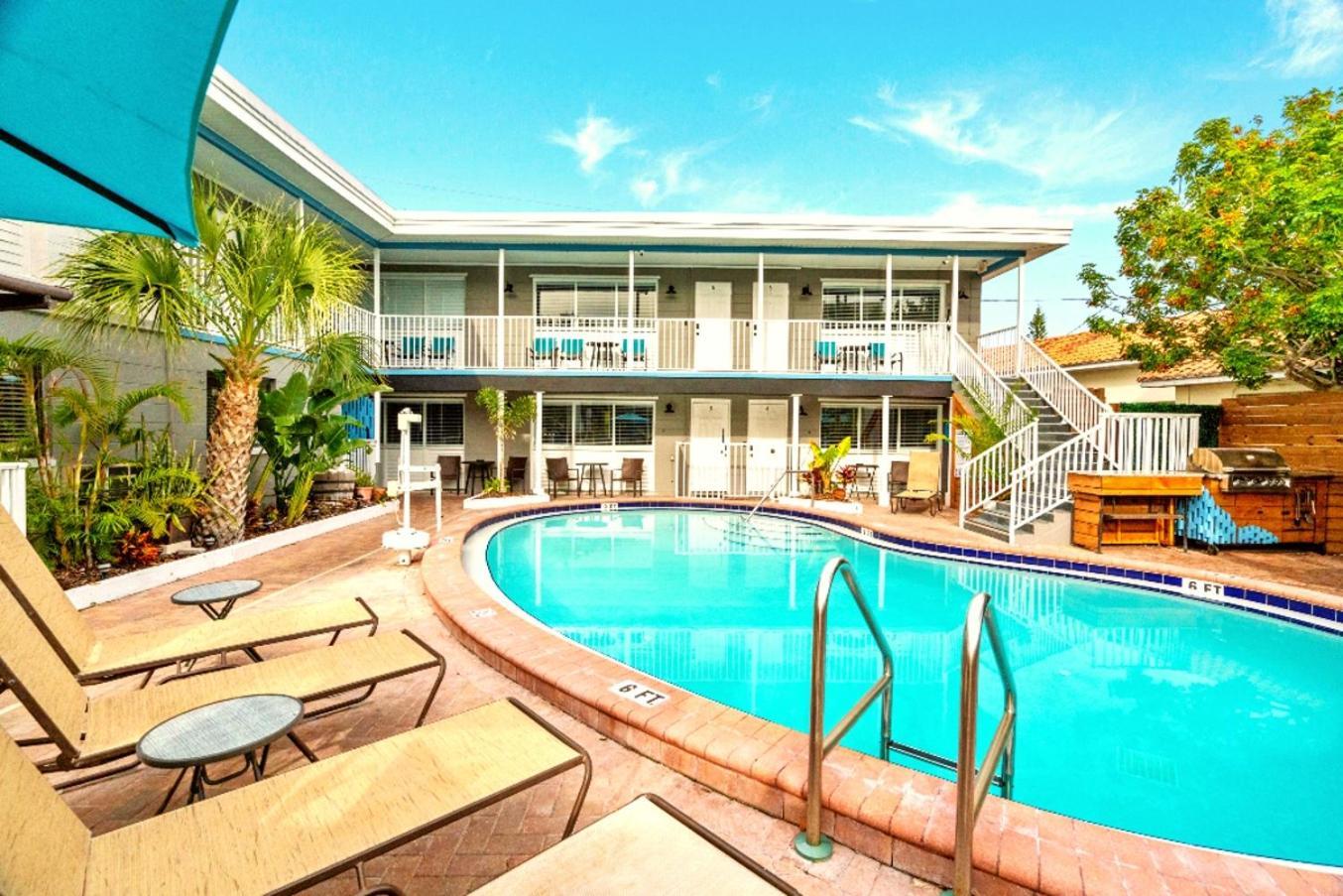 Boutique Beach Retreat St. Pete Beach Esterno foto