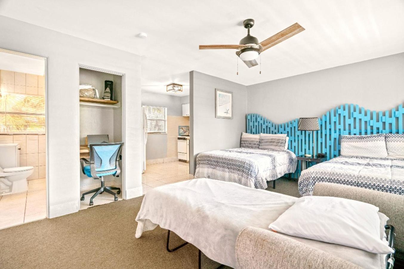 Boutique Beach Retreat St. Pete Beach Esterno foto